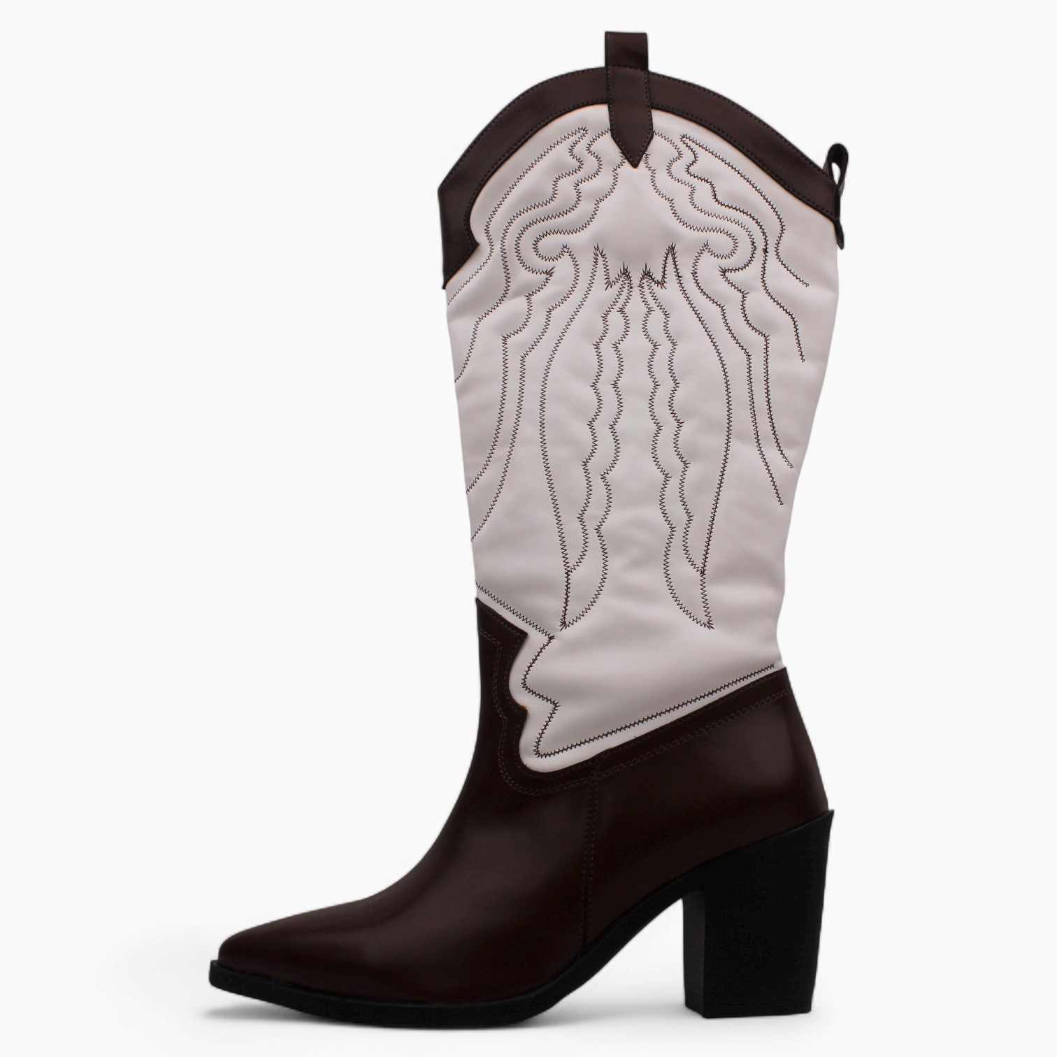 MM_FW_2025_GD COW GIRL_BROWN GD Cow Girl _ White & Brown