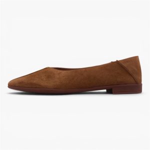 Sharp Point Flats _ Tan Suede