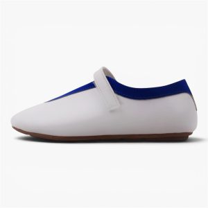 Melo Flats_Blue & White