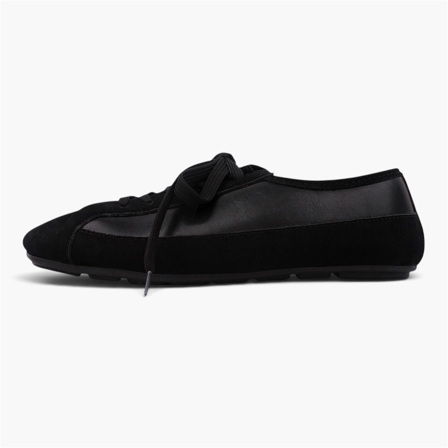 photoroom_20260731_15551-am Essential sneakers _ Black - تصویر 1